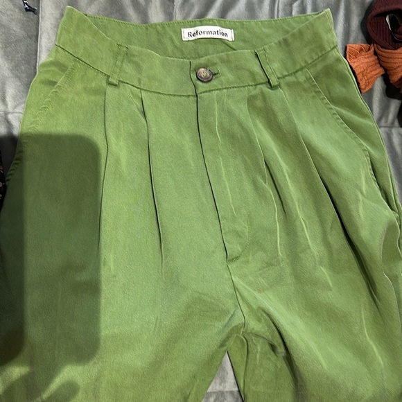 Reformation Mason Pant - Picture 4 of 7